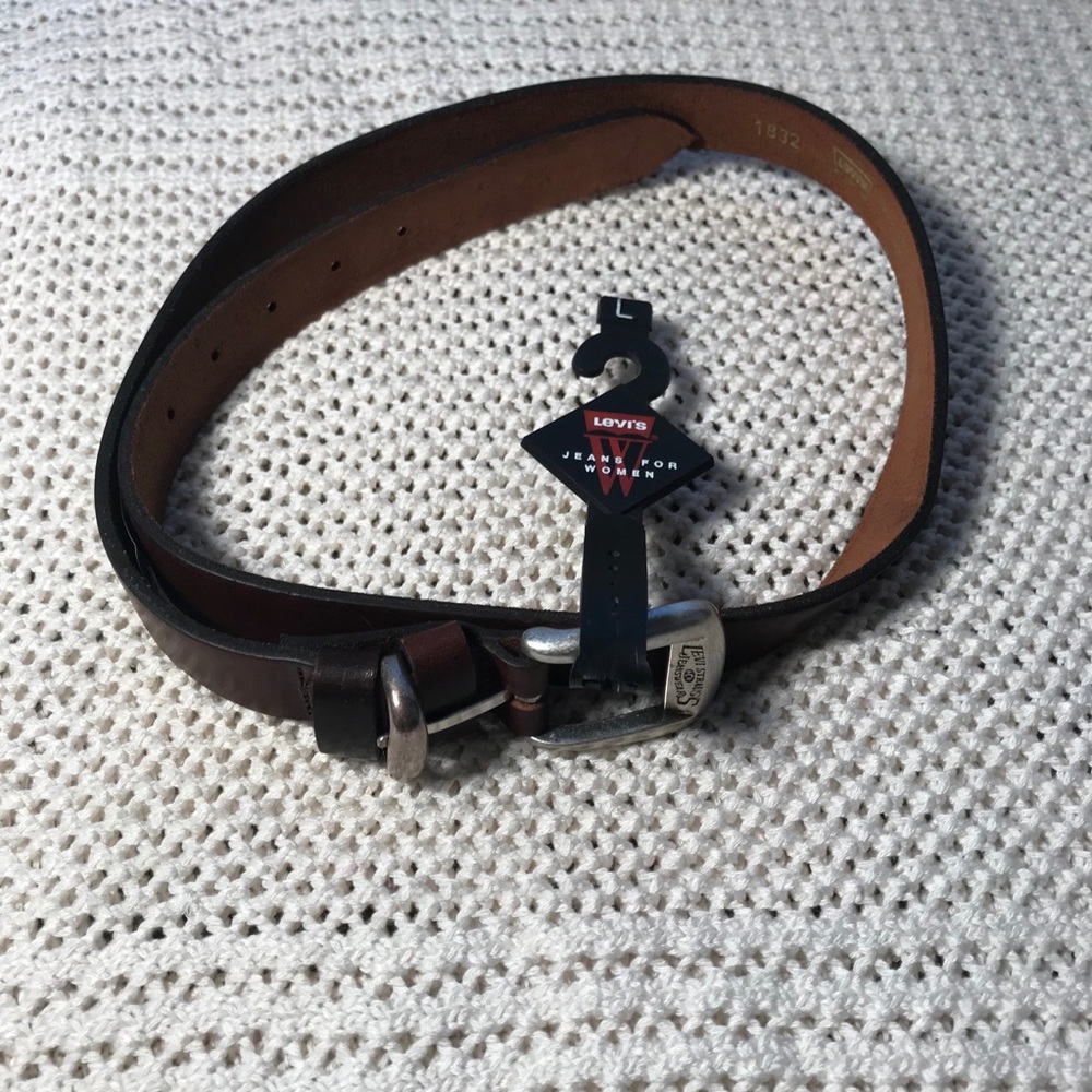 Levi belt large 30-34 inches